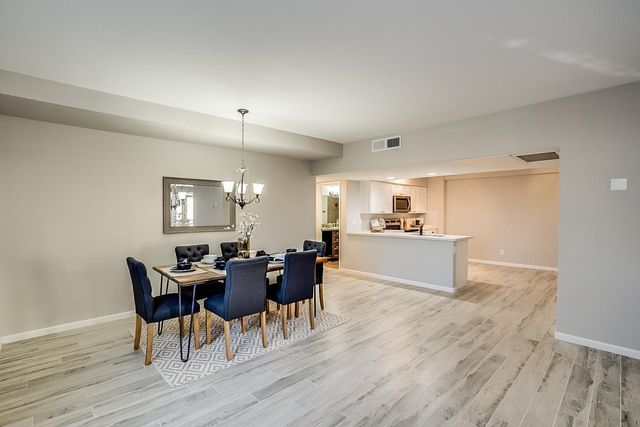 351 E Thomas Road Unit D201, Phoenix, AZ 85012