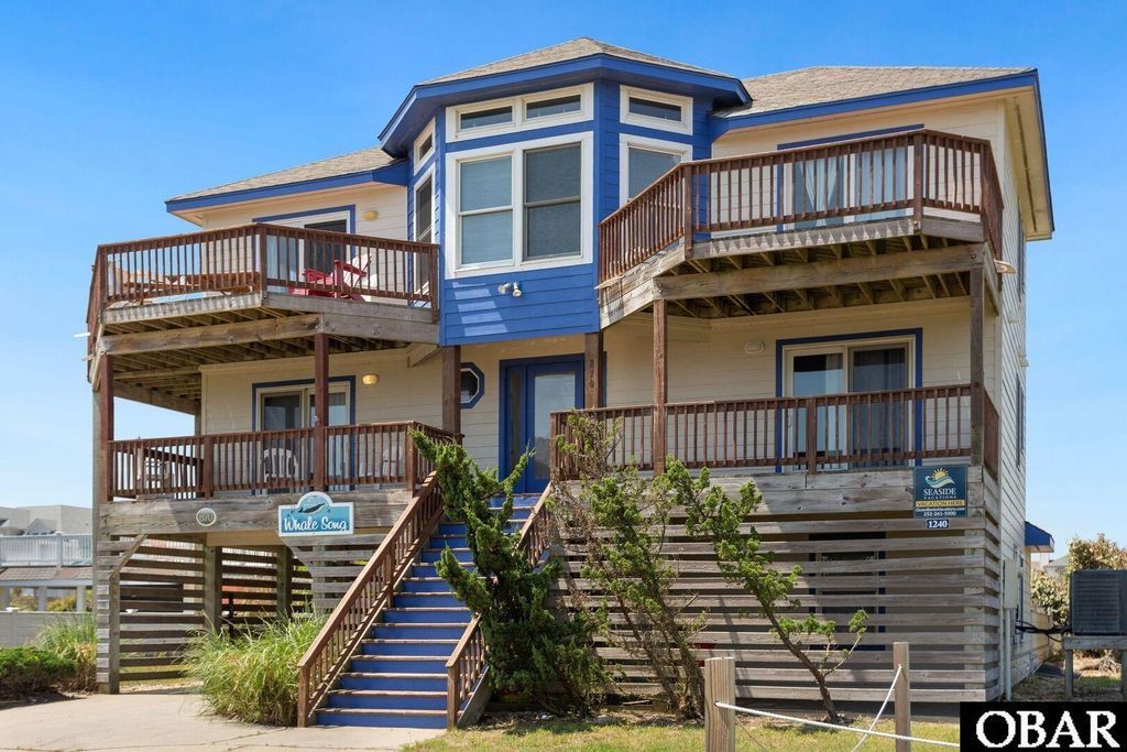 Image 1 of property listing at 870 Lighthouse Drive Lot 24, Corolla, NC 27027