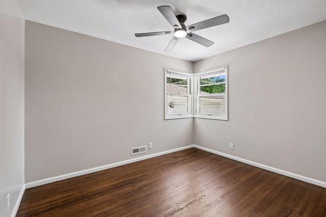 8209 Beard Road, Bloomington, MN 55431