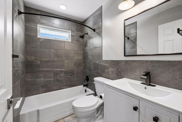 8209 Beard Road, Bloomington, MN 55431