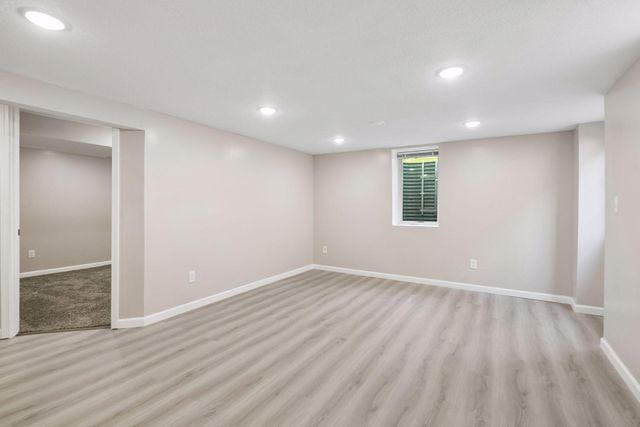 8209 Beard Road, Bloomington, MN 55431