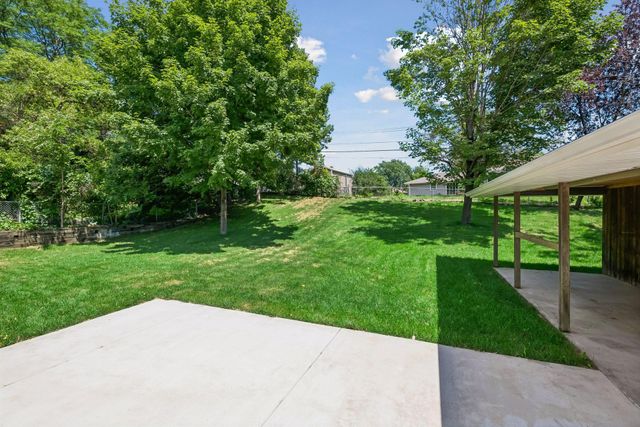 8209 Beard Road, Bloomington, MN 55431