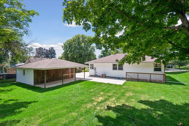 8209 Beard Road, Bloomington, MN 55431