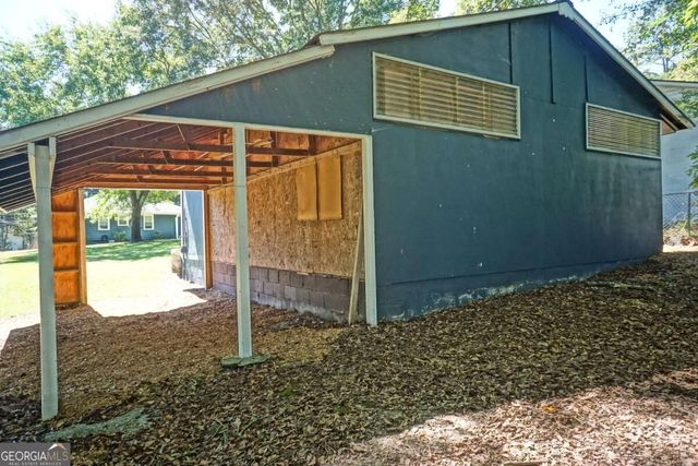 414 Gresham Road SW, Mableton, GA 30126