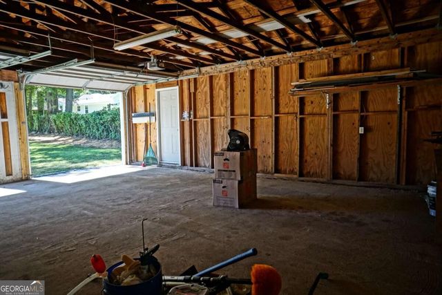 414 Gresham Road SW, Mableton, GA 30126