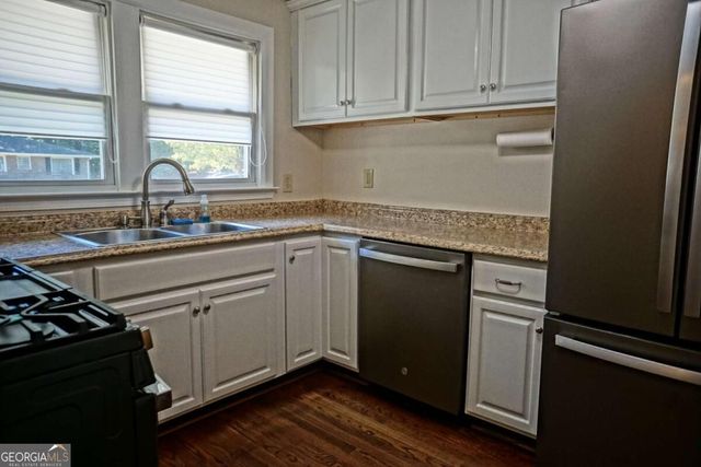 414 Gresham Road SW, Mableton, GA 30126
