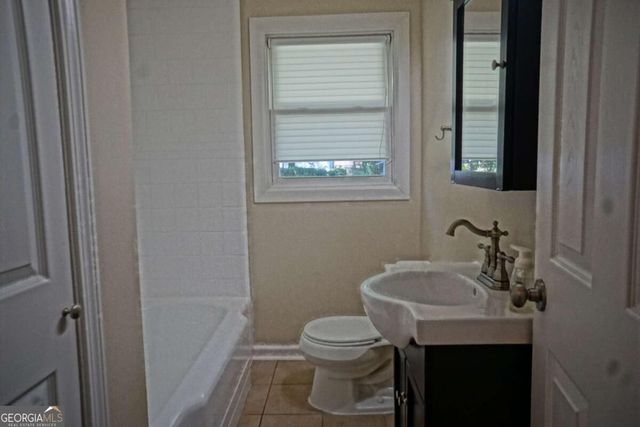 414 Gresham Road SW, Mableton, GA 30126