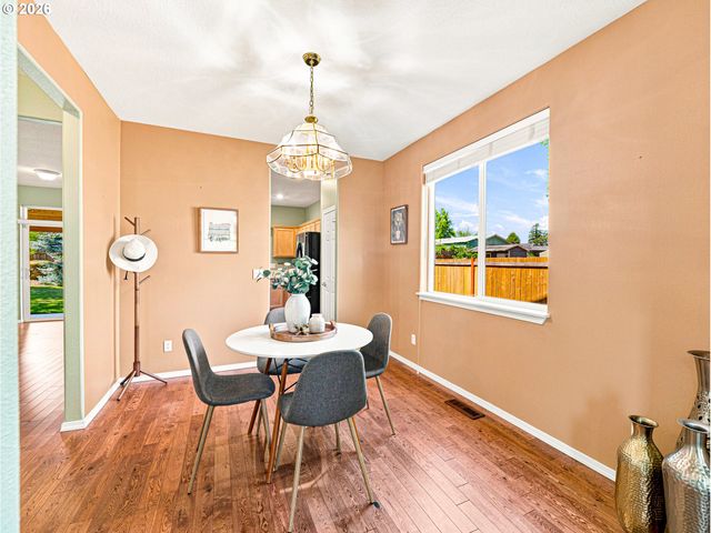 19321 AUBURN Dr, Oregon City, OR 97045