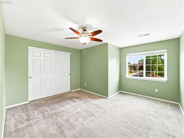 19321 AUBURN Dr, Oregon City, OR 97045
