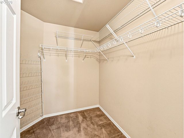 19321 AUBURN Dr, Oregon City, OR 97045