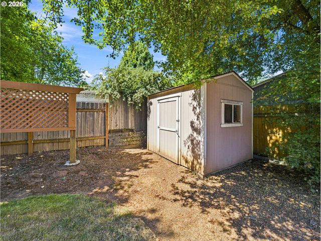 19321 AUBURN Dr, Oregon City, OR 97045