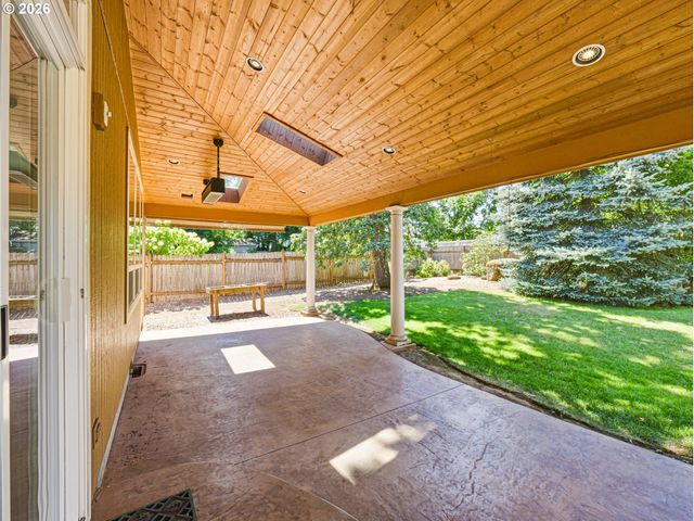 19321 AUBURN Dr, Oregon City, OR 97045