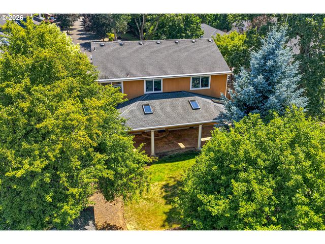 19321 AUBURN Dr, Oregon City, OR 97045