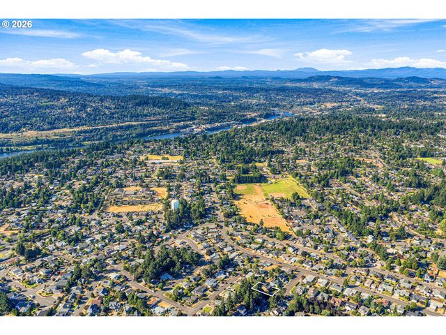 19321 AUBURN Dr, Oregon City, OR 97045
