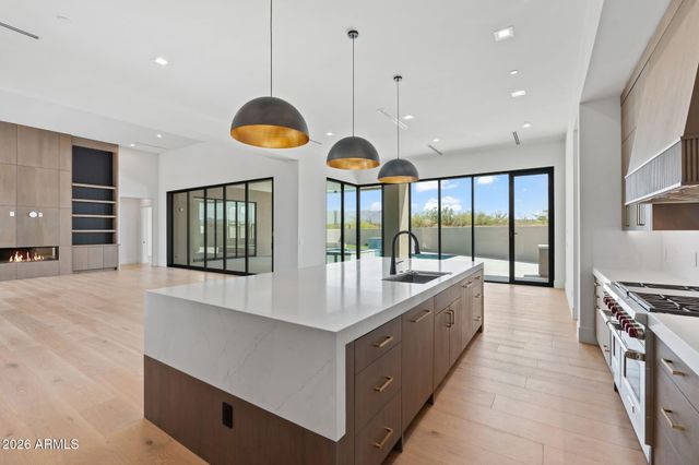 35891 N 87TH Way, Scottsdale, AZ 85266