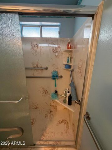 720 W WAGONER Road, Phoenix, AZ 85023