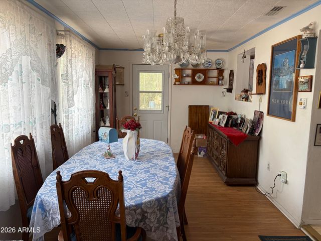 720 W WAGONER Road, Phoenix, AZ 85023