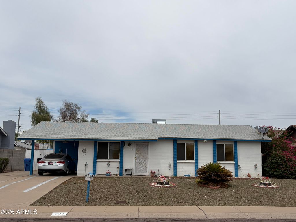720 W WAGONER Road, Phoenix, AZ 85023