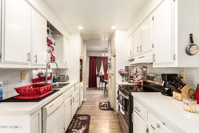 17208 N 66TH Terrace, Glendale, AZ 85308