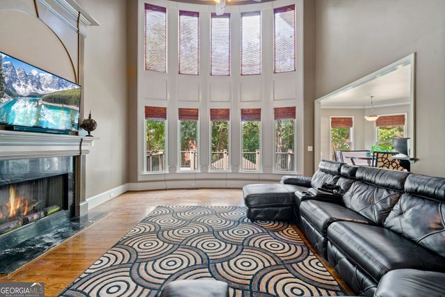 543 Grassmeade Way, Snellville, GA 30078