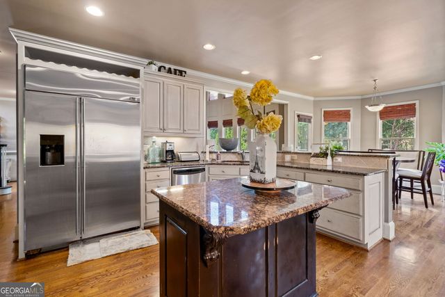 543 Grassmeade Way, Snellville, GA 30078