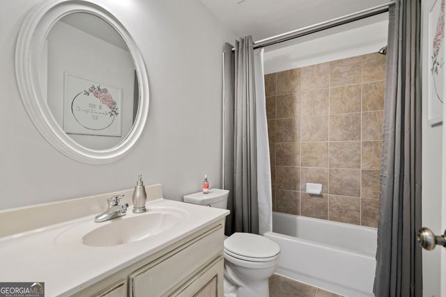 543 Grassmeade Way, Snellville, GA 30078