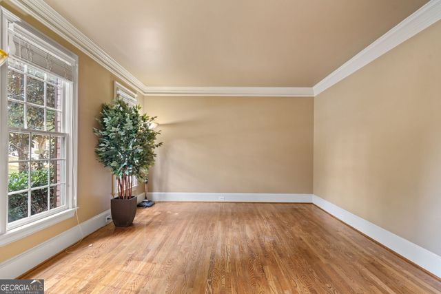 543 Grassmeade Way, Snellville, GA 30078