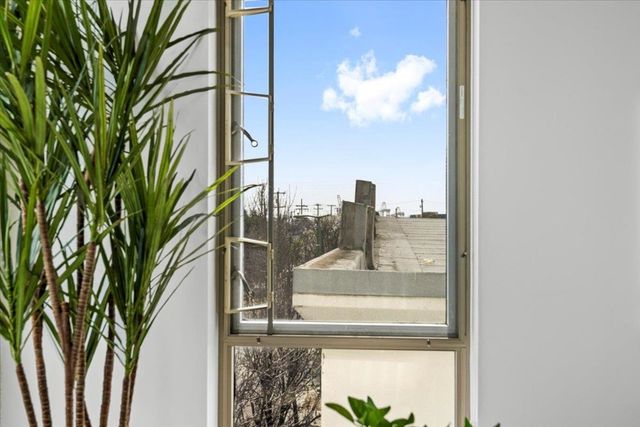 1201 Pine St 365, Oakland, CA 94607