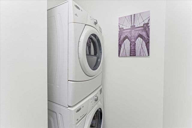 1201 Pine St 365, Oakland, CA 94607