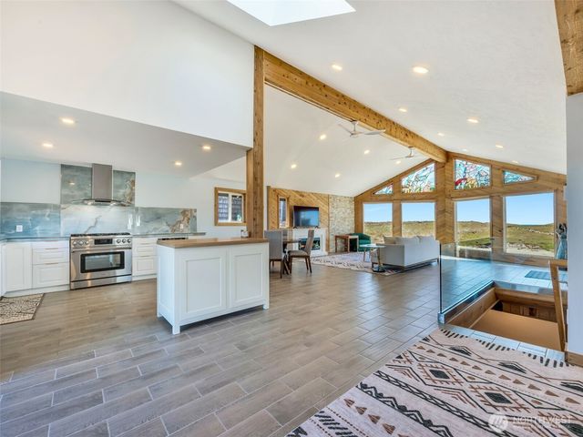 35405 F Place, Ocean Park, WA 98640