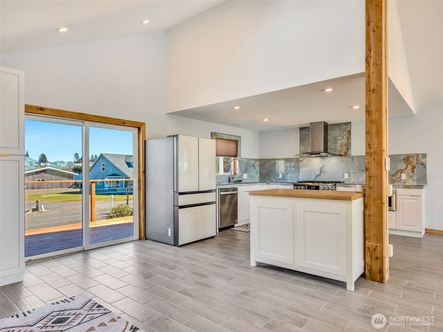 35405 F Place, Ocean Park, WA 98640