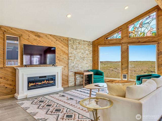 35405 F Place, Ocean Park, WA 98640