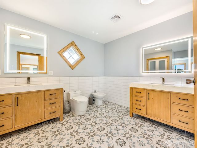 35405 F Place, Ocean Park, WA 98640