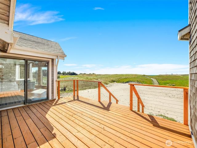 35405 F Place, Ocean Park, WA 98640