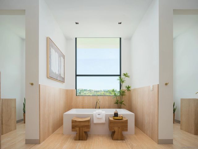 6283 La Jolla Scenic Drive S, San Diego, CA 92037