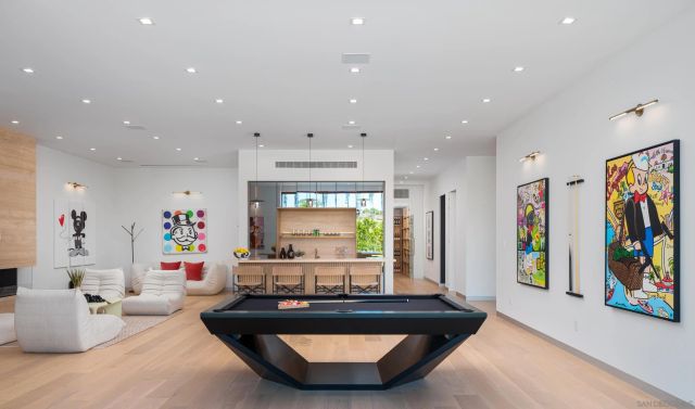 6283 La Jolla Scenic Drive S, San Diego, CA 92037