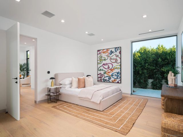 6283 La Jolla Scenic Drive S, San Diego, CA 92037