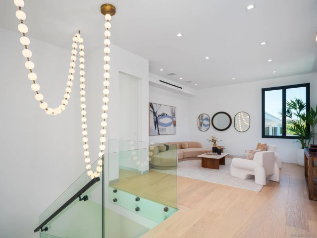 6283 La Jolla Scenic Drive S, San Diego, CA 92037