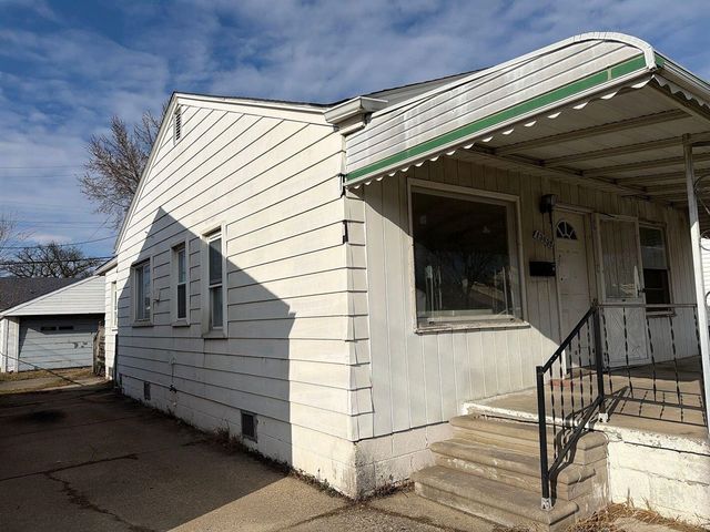 13635 Knox Avenue, Warren, MI 48089