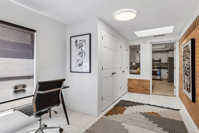 2728 Alco Avenue, Dallas, TX 75211