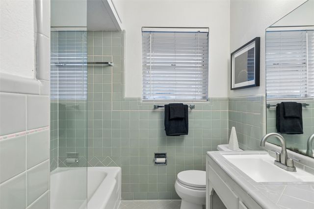 2728 Alco Avenue, Dallas, TX 75211