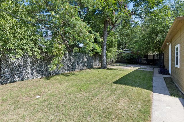 2728 Alco Avenue, Dallas, TX 75211