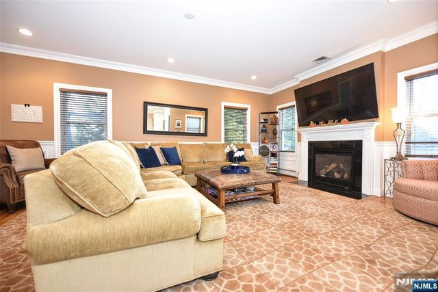 532 Franklin Avenue, Wyckoff, NJ 07481