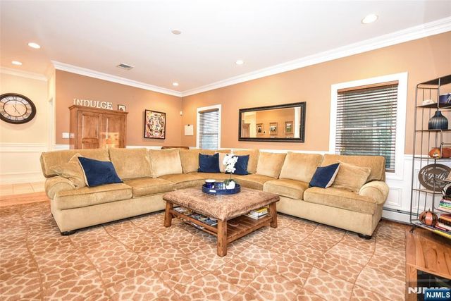 532 Franklin Avenue, Wyckoff, NJ 07481