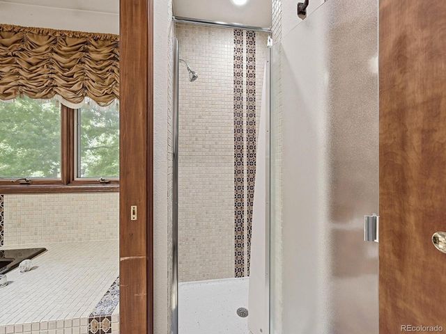 30 Dutch Creek Dr, Littleton, CO 80123
