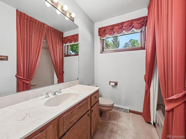 30 Dutch Creek Dr, Littleton, CO 80123