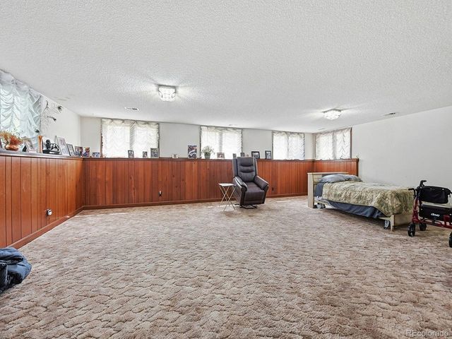 30 Dutch Creek Dr, Littleton, CO 80123