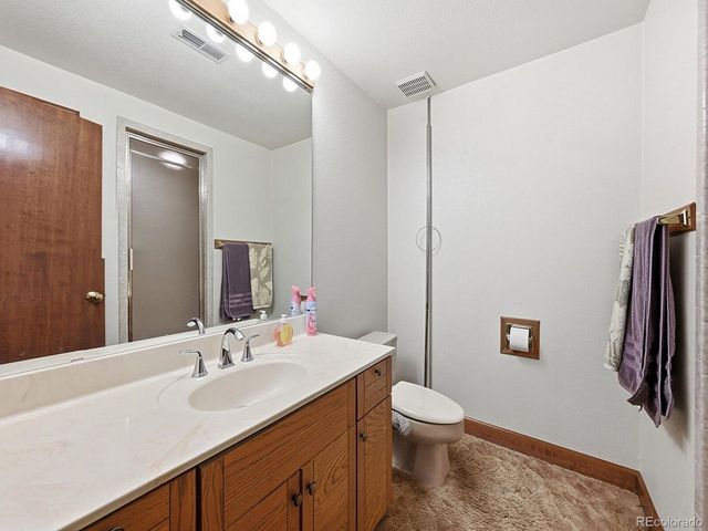 30 Dutch Creek Dr, Littleton, CO 80123