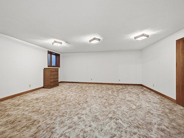 30 Dutch Creek Dr, Littleton, CO 80123