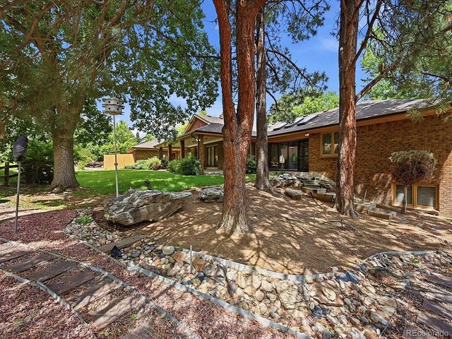 30 Dutch Creek Dr, Littleton, CO 80123